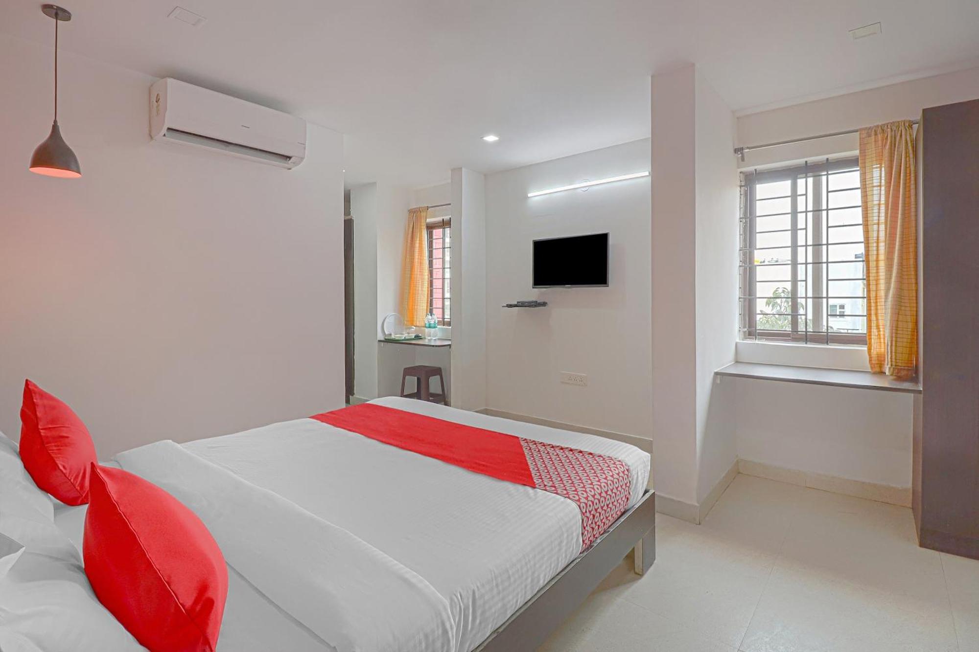 Super Hotel O Blooms Residency Near Baiyappanahalli Metro Station Бангалор Екстериор снимка